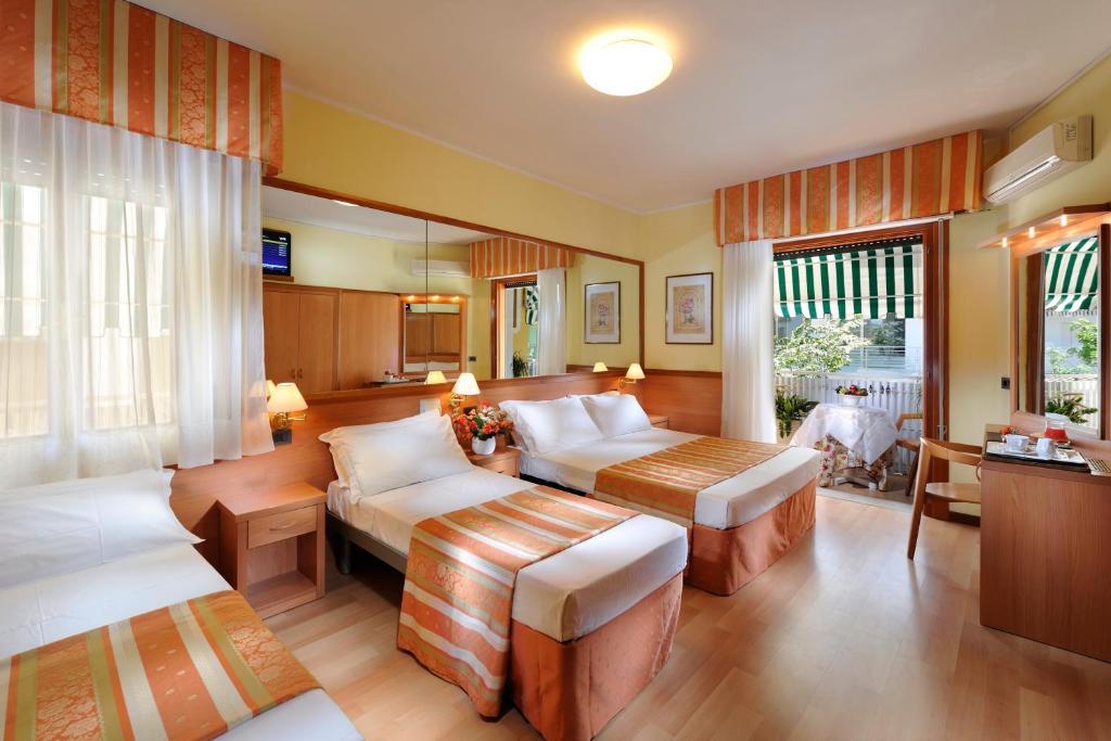 Hotel Al Prater リニャーノ・サッビアドーロ 部屋 写真