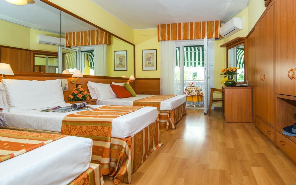 Hotel Al Prater リニャーノ・サッビアドーロ エクステリア 写真
