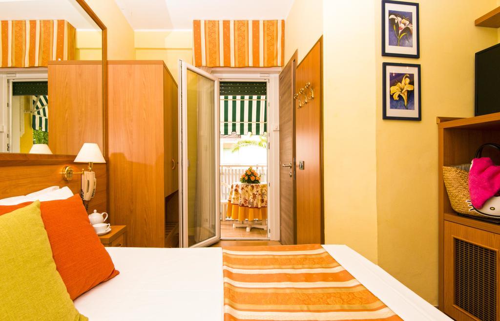 Hotel Al Prater リニャーノ・サッビアドーロ エクステリア 写真